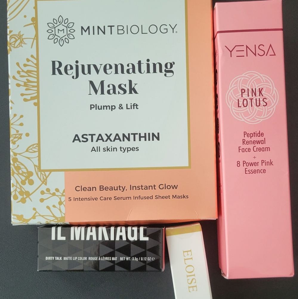 Makeup/Skincare package